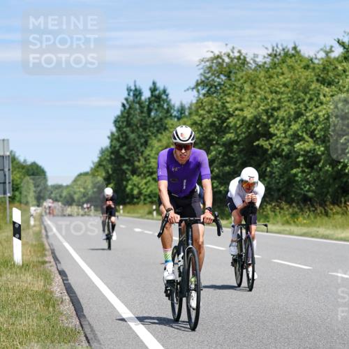 21.06.2026 - Viking Triathlon Michael Burmester http://msf.ph/oto/9871725 21.06.2026 12:41:23 Radfahren 43, 82, 117, 147, 183, 192, 321, 369, 391, 425, 469, 491, 491, 650 meine-sportfotos.de