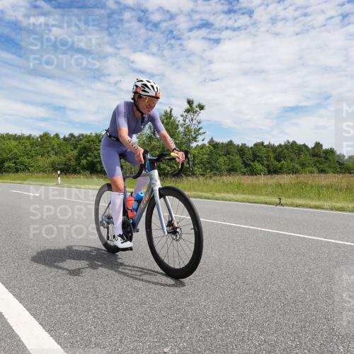 21.06.2026 - Viking Triathlon Michael Burmester http://msf.ph/oto/9871728 21.06.2026 12:22:05 Radfahren 41, 53, 83, 86, 202, 205, 219, 238, 239, 243, 321, 324, 341, 429, 456, 467, 469, 645, 668, 670 meine-sportfotos.de