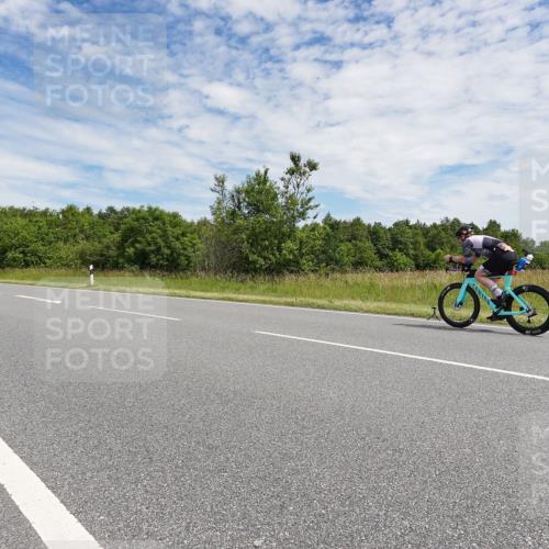 21.06.2026 - Viking Triathlon Michael Burmester http://msf.ph/oto/9871734 21.06.2026 12:22:10 Radfahren 41, 53, 83, 86, 205, 219, 238, 239, 243, 318, 324, 341, 369, 429, 456, 467, 606, 645, 668, 670 meine-sportfotos.de