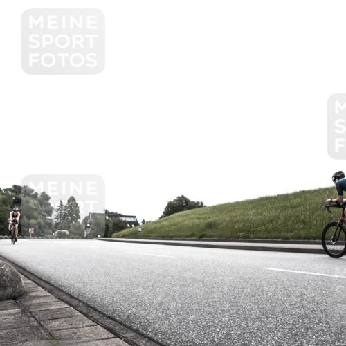 21.06.2026 - 29. Vierlanden-Triathlon H.Heesch http://msf.ph/oto/9871756 21.06.2026 10:39:36 Radfahren 198, 274, 277 meine-sportfotos.de