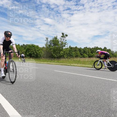 21.06.2026 - Viking Triathlon Michael Burmester http://msf.ph/oto/9871761 21.06.2026 12:22:23 Radfahren 94, 132, 192, 262, 318, 369, 523, 548, 606, 644 meine-sportfotos.de