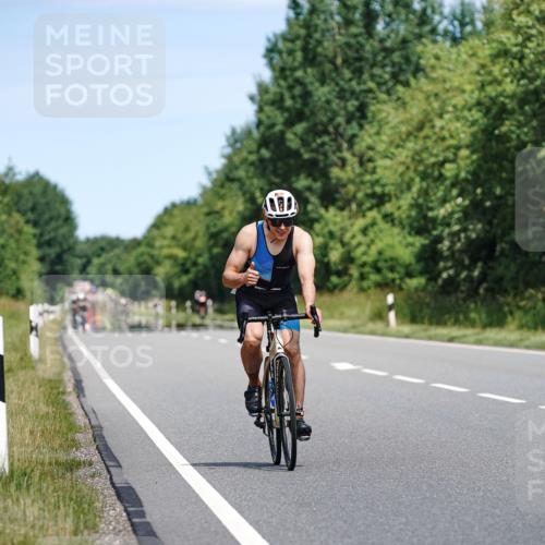 21.06.2026 - Viking Triathlon Michael Burmester http://msf.ph/oto/9871782 21.06.2026 12:41:54 Radfahren 291, 291, 398, 417, 440, 523 meine-sportfotos.de