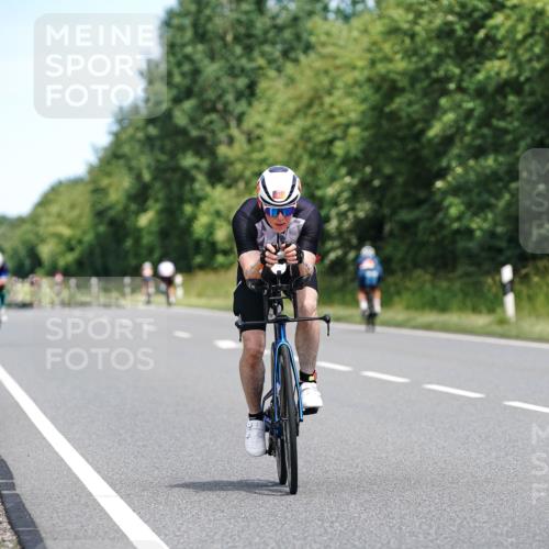 21.06.2026 - Viking Triathlon Michael Burmester http://msf.ph/oto/9871840 21.06.2026 12:42:10 Radfahren 171, 291, 291, 329, 339, 398, 399, 405, 417, 505, 630 meine-sportfotos.de