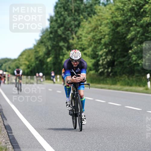 21.06.2026 - Viking Triathlon Michael Burmester http://msf.ph/oto/9871864 21.06.2026 12:42:16 Radfahren 92, 144, 171, 262, 291, 329, 339, 398, 399, 405, 417, 505, 577, 630 meine-sportfotos.de