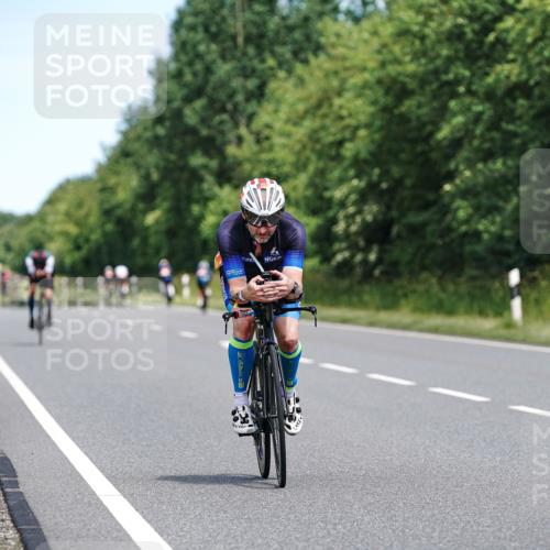 21.06.2026 - Viking Triathlon Michael Burmester http://msf.ph/oto/9871870 21.06.2026 12:42:16 Radfahren 92, 144, 171, 262, 291, 329, 339, 398, 399, 405, 417, 505, 577, 630 meine-sportfotos.de