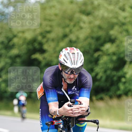 21.06.2026 - Viking Triathlon Michael Burmester http://msf.ph/oto/9871879 21.06.2026 12:42:17 Radfahren 61, 92, 144, 170, 171, 262, 291, 329, 339, 398, 399, 405, 417, 505, 577, 630 meine-sportfotos.de