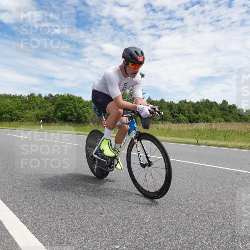 21.06.2026 - Viking Triathlon Michael Burmester http://msf.ph/oto/9871919 21.06.2026 12:23:45 Radfahren 8, 16, 46, 62, 65, 73, 98, 103, 119, 126, 136, 165, 177, 222, 223, 256, 256, 280, 388, 457, 527, 530, 546, 563, 569, 605, 615, 634, 654 meine-sportfotos.de