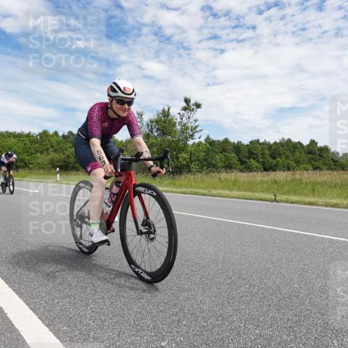 21.06.2026 - Viking Triathlon Michael Burmester http://msf.ph/oto/9871925 21.06.2026 12:23:47 Radfahren 8, 16, 46, 62, 65, 98, 103, 119, 136, 177, 222, 223, 256, 256, 280, 388, 457, 527, 530, 546, 563, 569, 605, 615, 634, 654 meine-sportfotos.de