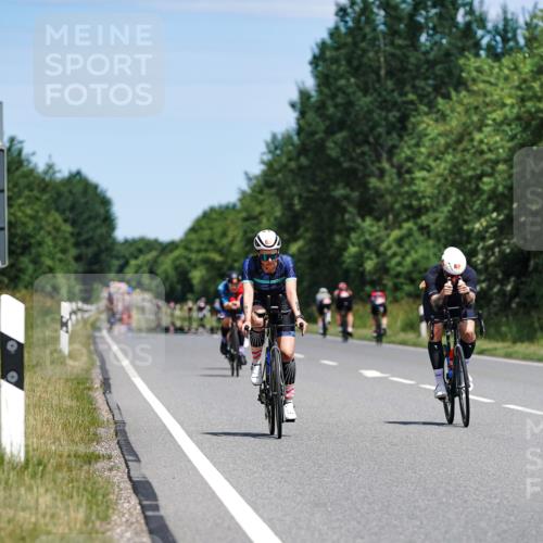 21.06.2026 - Viking Triathlon Michael Burmester http://msf.ph/oto/9871934 21.06.2026 12:42:31 Radfahren 61, 92, 134, 144, 158, 170, 171, 222, 262, 318, 324, 329, 399, 577, 632 meine-sportfotos.de