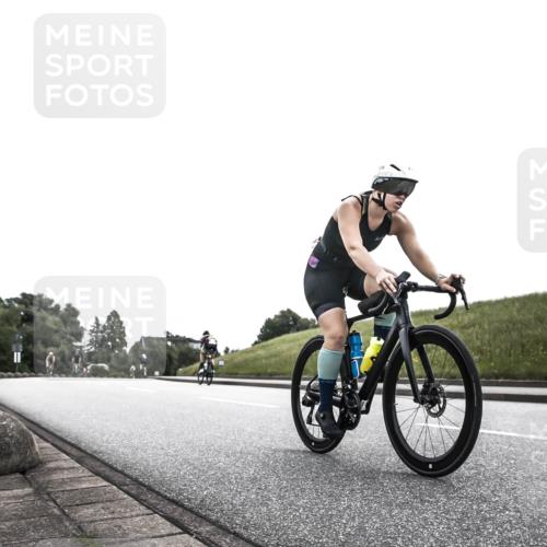 21.06.2026 - 29. Vierlanden-Triathlon H.Heesch http://msf.ph/oto/9871950 21.06.2026 10:42:45 Radfahren 235 meine-sportfotos.de