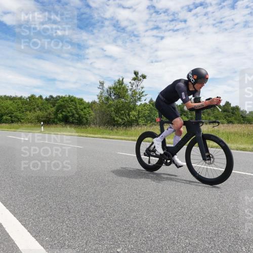 21.06.2026 - Viking Triathlon Michael Burmester http://msf.ph/oto/9871976 21.06.2026 12:23:56 Radfahren 8, 46, 58, 62, 65, 119, 222, 256, 280, 353, 357, 368, 527, 530, 534, 563, 569 meine-sportfotos.de