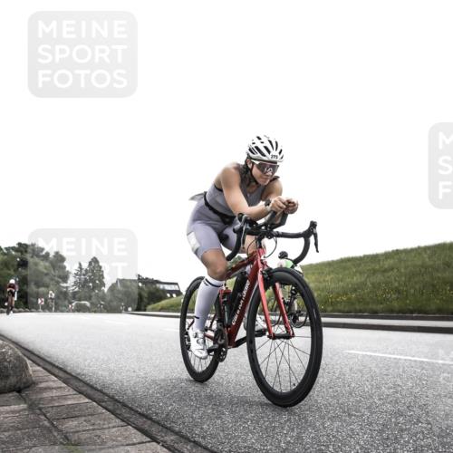 21.06.2026 - 29. Vierlanden-Triathlon H.Heesch http://msf.ph/oto/9871980 21.06.2026 10:43:03 Radfahren 122, 157, 273 meine-sportfotos.de