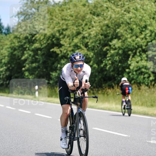 21.06.2026 - Viking Triathlon Michael Burmester http://msf.ph/oto/9872005 21.06.2026 12:42:37 Radfahren 61, 92, 134, 144, 158, 160, 170, 222, 262, 318, 324, 577, 632 meine-sportfotos.de