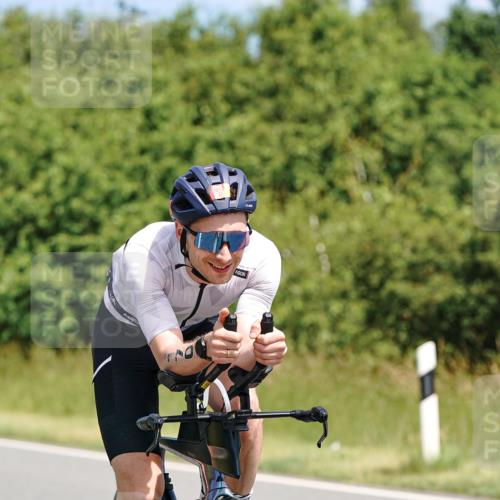 21.06.2026 - Viking Triathlon Michael Burmester http://msf.ph/oto/9872009 21.06.2026 12:42:37 Radfahren 61, 92, 134, 144, 158, 160, 170, 222, 262, 318, 324, 577, 632 meine-sportfotos.de