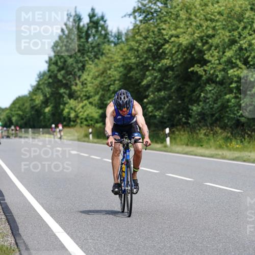 21.06.2026 - Viking Triathlon Michael Burmester http://msf.ph/oto/9872023 21.06.2026 12:42:51 Radfahren 134, 158, 160, 160, 222, 318, 346 meine-sportfotos.de