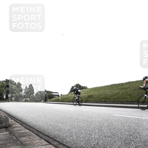 21.06.2026 - 29. Vierlanden-Triathlon H.Heesch http://msf.ph/oto/9872033 21.06.2026 10:43:24 Radfahren 96, 187, 447 meine-sportfotos.de