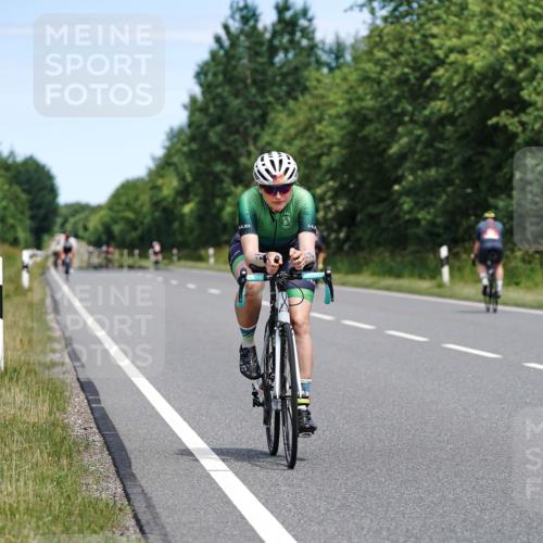 21.06.2026 - Viking Triathlon Michael Burmester http://msf.ph/oto/9872041 21.06.2026 12:42:58 Radfahren 160, 160, 243, 346, 434, 654 meine-sportfotos.de