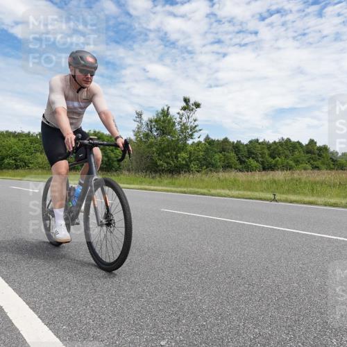 21.06.2026 - Viking Triathlon Michael Burmester http://msf.ph/oto/9872054 21.06.2026 12:24:28 Radfahren 164, 358, 362, 362, 494, 660 meine-sportfotos.de