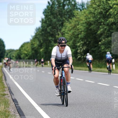 21.06.2026 - Viking Triathlon Michael Burmester http://msf.ph/oto/9872058 21.06.2026 12:43:09 Radfahren 160, 223, 243, 243, 346, 434, 472, 602, 654 meine-sportfotos.de