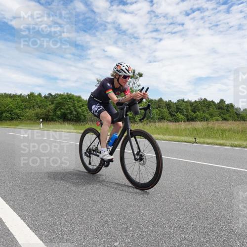 21.06.2026 - Viking Triathlon Michael Burmester http://msf.ph/oto/9872060 21.06.2026 12:24:39 Radfahren 54, 208, 350, 352, 362, 362, 494, 660, 660 meine-sportfotos.de