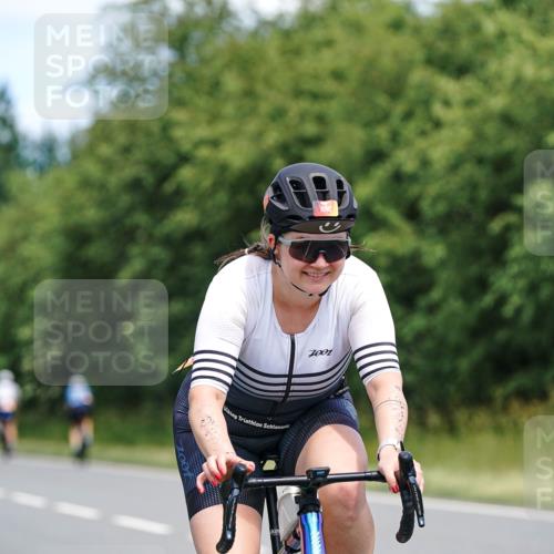 21.06.2026 - Viking Triathlon Michael Burmester http://msf.ph/oto/9872063 21.06.2026 12:43:11 Radfahren 160, 223, 243, 243, 346, 429, 434, 472, 602, 654, 670 meine-sportfotos.de