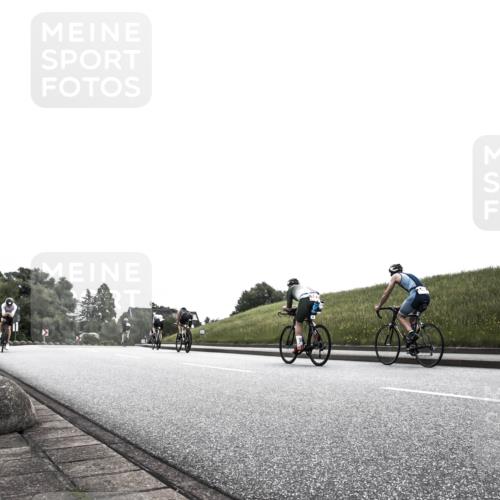 21.06.2026 - 29. Vierlanden-Triathlon H.Heesch http://msf.ph/oto/9872069 21.06.2026 10:43:26 Radfahren 130, 156, 187 meine-sportfotos.de