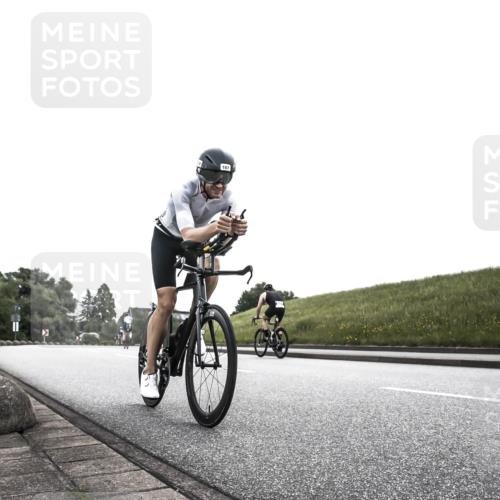 21.06.2026 - 29. Vierlanden-Triathlon H.Heesch http://msf.ph/oto/9872077 21.06.2026 10:43:27 Radfahren 130, 156, 187 meine-sportfotos.de