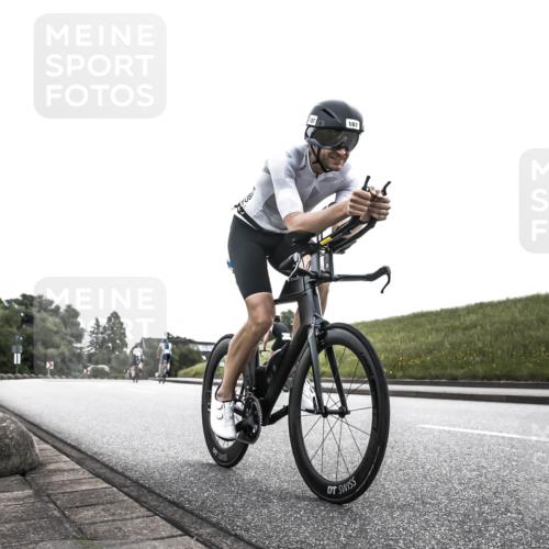 21.06.2026 - 29. Vierlanden-Triathlon H.Heesch http://msf.ph/oto/9872080 21.06.2026 10:43:27 Radfahren 130, 156, 187 meine-sportfotos.de