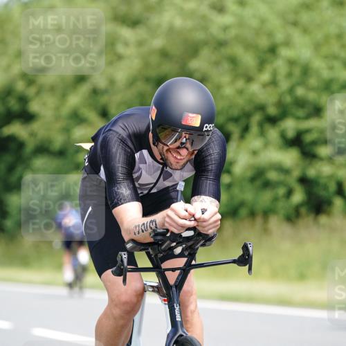 21.06.2026 - Viking Triathlon Michael Burmester http://msf.ph/oto/9872084 21.06.2026 12:43:19 Radfahren 41, 86, 202, 223, 243, 243, 429, 434, 472, 602, 654, 668, 670 meine-sportfotos.de