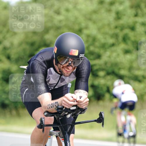 21.06.2026 - Viking Triathlon Michael Burmester http://msf.ph/oto/9872089 21.06.2026 12:43:19 Radfahren 41, 86, 202, 223, 243, 243, 429, 434, 472, 602, 654, 668, 670 meine-sportfotos.de
