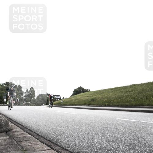 21.06.2026 - 29. Vierlanden-Triathlon H.Heesch http://msf.ph/oto/9872098 21.06.2026 10:43:36 Radfahren 103, 224 meine-sportfotos.de