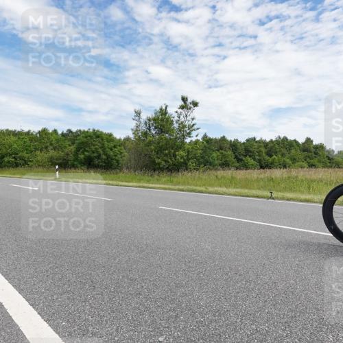 21.06.2026 - Viking Triathlon Michael Burmester http://msf.ph/oto/9872111 21.06.2026 12:25:04 Radfahren 48, 55, 91, 166, 173, 176, 179, 206, 306, 313, 348, 565, 608 meine-sportfotos.de