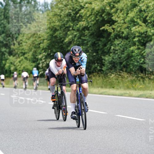 21.06.2026 - Viking Triathlon Michael Burmester http://msf.ph/oto/9872115 21.06.2026 12:43:32 Radfahren 41, 51, 86, 202, 223, 234, 243, 279, 374, 388, 429, 509, 563, 602, 605, 645, 668, 670 meine-sportfotos.de