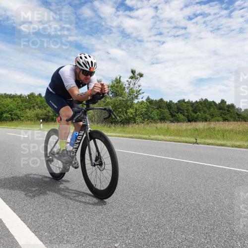 21.06.2026 - Viking Triathlon Michael Burmester http://msf.ph/oto/9872135 21.06.2026 12:25:23 Radfahren 26, 36, 44, 55, 91, 105, 163, 179, 251, 259, 316, 387, 419, 455 meine-sportfotos.de