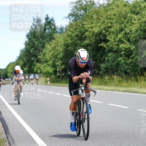 21.06.2026 - Viking Triathlon Michael Burmester http://msf.ph/oto/9872149 21.06.2026 12:43:36 Radfahren 30, 41, 51, 86, 202, 225, 234, 258, 279, 343, 374, 388, 429, 508, 509, 563, 602, 605, 645, 668, 670 meine-sportfotos.de