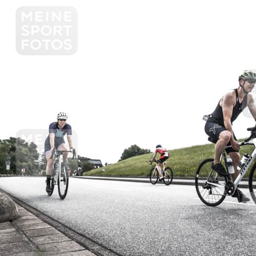 21.06.2026 - 29. Vierlanden-Triathlon H.Heesch http://msf.ph/oto/9872175 21.06.2026 10:44:34 Radfahren 173, 227 meine-sportfotos.de