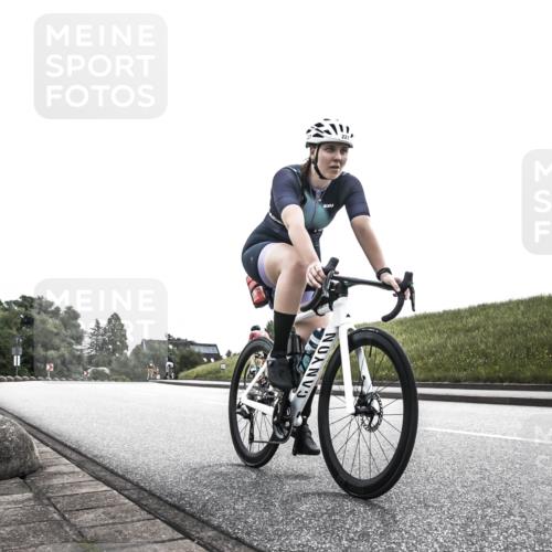21.06.2026 - 29. Vierlanden-Triathlon H.Heesch http://msf.ph/oto/9872189 21.06.2026 10:44:34 Radfahren 173, 227 meine-sportfotos.de