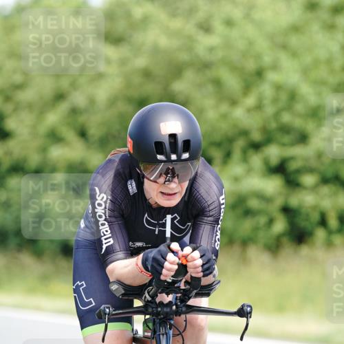 21.06.2026 - Viking Triathlon Michael Burmester http://msf.ph/oto/9872192 21.06.2026 12:43:43 Radfahren 30, 41, 51, 86, 225, 234, 258, 279, 343, 374, 388, 465, 508, 509, 563, 605, 645, 668 meine-sportfotos.de