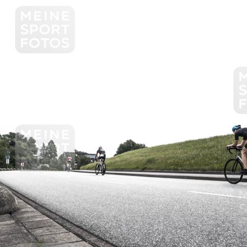 21.06.2026 - 29. Vierlanden-Triathlon H.Heesch http://msf.ph/oto/9872209 21.06.2026 10:44:36 Radfahren 173, 227 meine-sportfotos.de