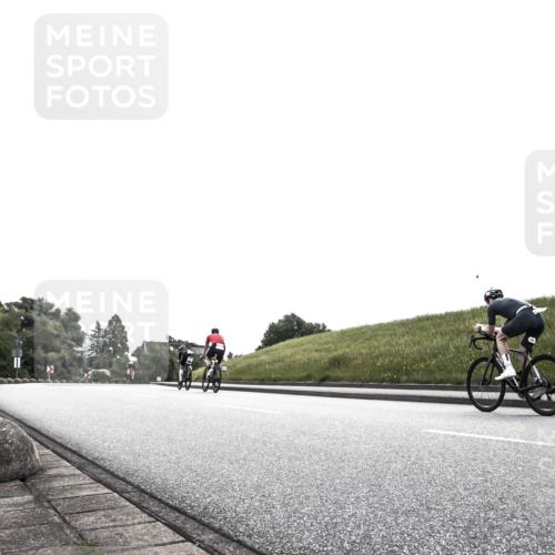 21.06.2026 - 29. Vierlanden-Triathlon H.Heesch http://msf.ph/oto/9872242 21.06.2026 10:44:52 Radfahren 34, 59, 419 meine-sportfotos.de