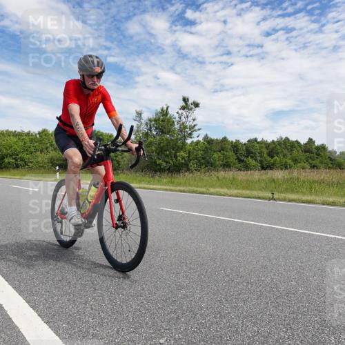 21.06.2026 - Viking Triathlon Michael Burmester http://msf.ph/oto/9872271 21.06.2026 12:26:30 Radfahren 127, 211, 232, 312, 431, 669 meine-sportfotos.de