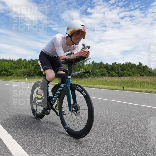 21.06.2026 - Viking Triathlon Michael Burmester http://msf.ph/oto/9872339 21.06.2026 12:27:24 Radfahren 38, 266, 273, 444, 490, 554, 639 meine-sportfotos.de
