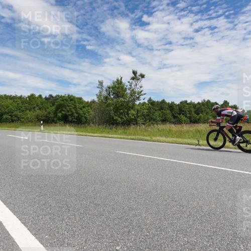 21.06.2026 - Viking Triathlon Michael Burmester http://msf.ph/oto/9872359 21.06.2026 12:27:43 Radfahren 63, 155, 162, 268, 269, 322 meine-sportfotos.de
