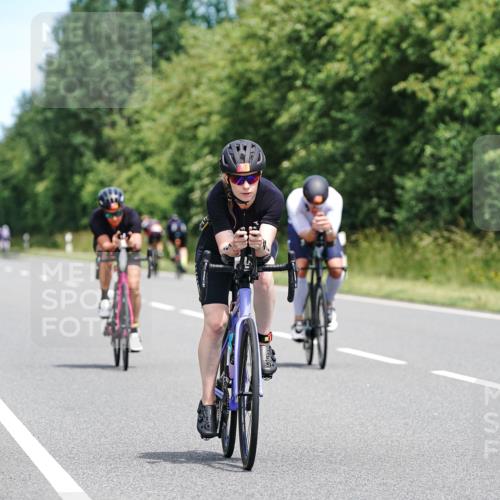 21.06.2026 - Viking Triathlon Michael Burmester http://msf.ph/oto/9872364 21.06.2026 12:44:17 Radfahren 59, 161, 207, 341, 347, 350, 353, 470, 475, 534, 564 meine-sportfotos.de