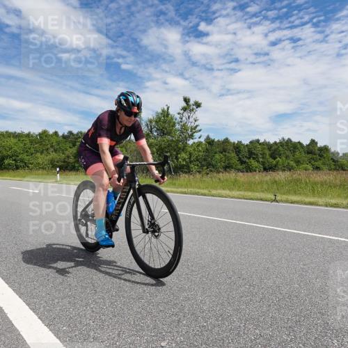 21.06.2026 - Viking Triathlon Michael Burmester http://msf.ph/oto/9872366 21.06.2026 12:27:53 Radfahren 63, 124, 155, 162, 257, 260, 269, 390, 545 meine-sportfotos.de