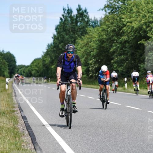 21.06.2026 - Viking Triathlon Michael Burmester http://msf.ph/oto/9872425 21.06.2026 12:44:28 Radfahren 59, 102, 161, 207, 341, 347, 353, 395, 456, 534, 564, 623 meine-sportfotos.de