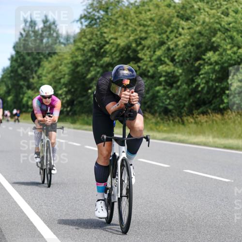 21.06.2026 - Viking Triathlon Michael Burmester http://msf.ph/oto/9872480 21.06.2026 12:44:40 Radfahren 53, 59, 102, 177, 264, 341, 358, 395, 456, 615, 623 meine-sportfotos.de