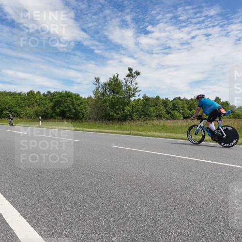 21.06.2026 - Viking Triathlon Michael Burmester http://msf.ph/oto/9872482 21.06.2026 12:29:42 Radfahren 66, 101, 196, 302, 526, 540, 560, 617 meine-sportfotos.de