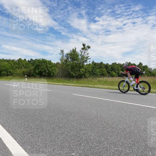 21.06.2026 - Viking Triathlon Michael Burmester http://msf.ph/oto/9872492 21.06.2026 12:29:50 Radfahren 66, 101, 196, 302, 463, 526, 529, 540, 617 meine-sportfotos.de