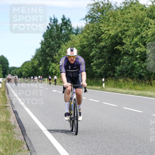 21.06.2026 - Viking Triathlon Michael Burmester http://msf.ph/oto/9872505 21.06.2026 12:44:42 Radfahren 53, 59, 102, 164, 177, 264, 341, 358, 395, 456, 615, 623 meine-sportfotos.de